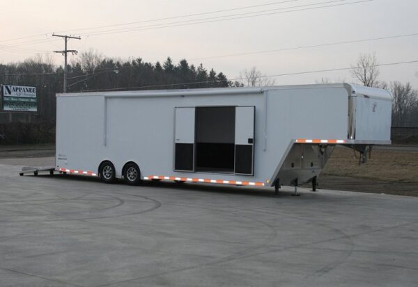 38′ inTech Aluminum Gooseneck Trailer