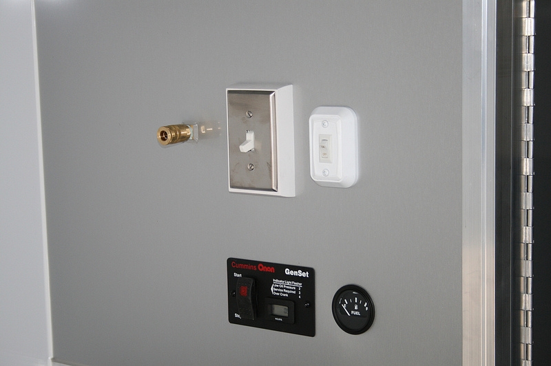 38_aluminumgoose_12251_18