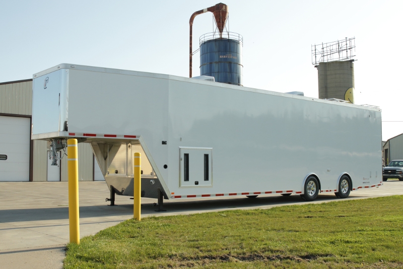 40_aluminumgoose_12320_02