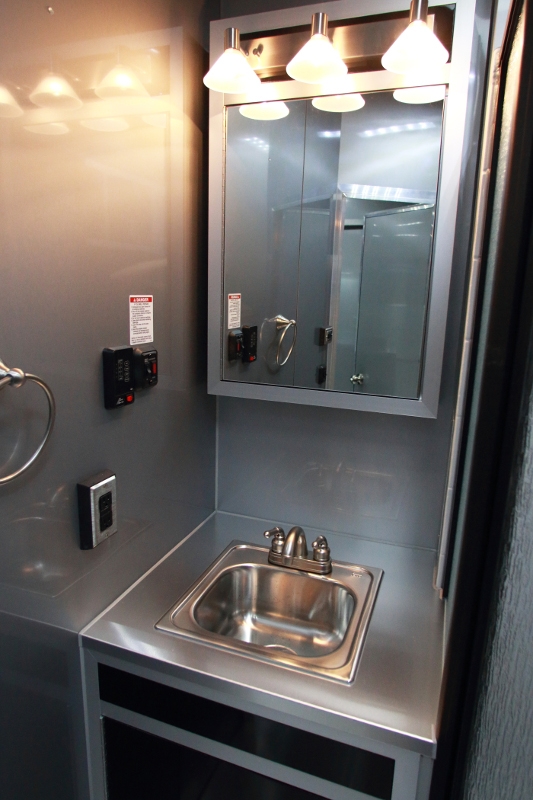 42_aluminumrace_12402_13