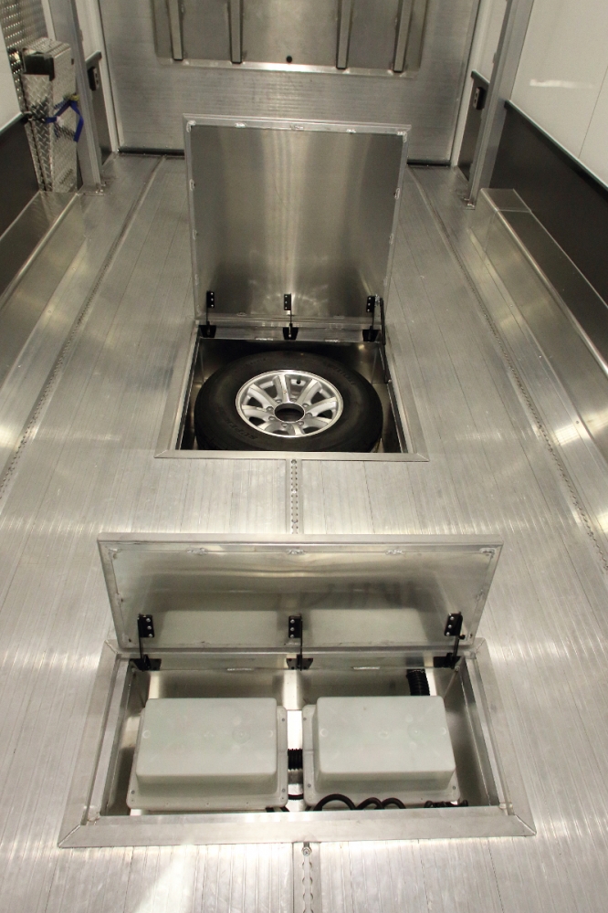 24_customaluminum_11556_20