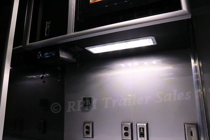 26ft. Aluminum Race Trailer with Bathroom Package 18-sca53-1000