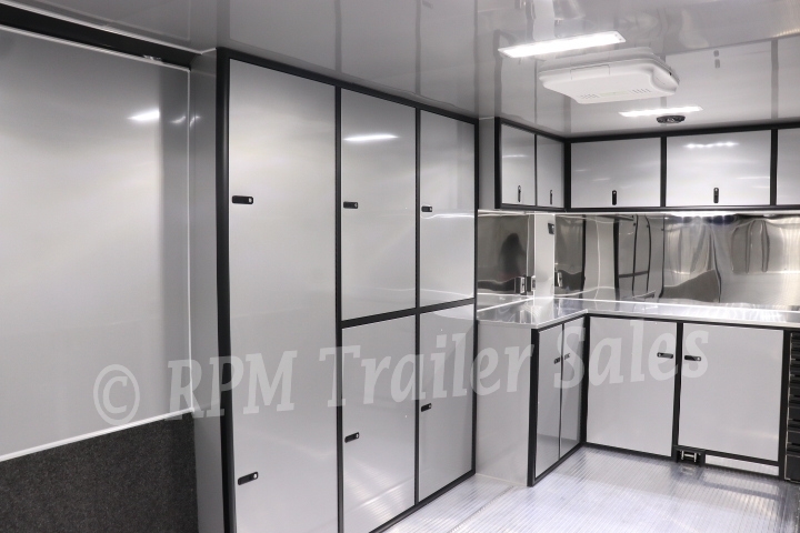 34 ft. inTech Aluminum Race Trailer 8-sca48-1000