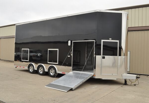 26’+ 4′ V-Nose Custom Aluminum inTech Stacker Trailer