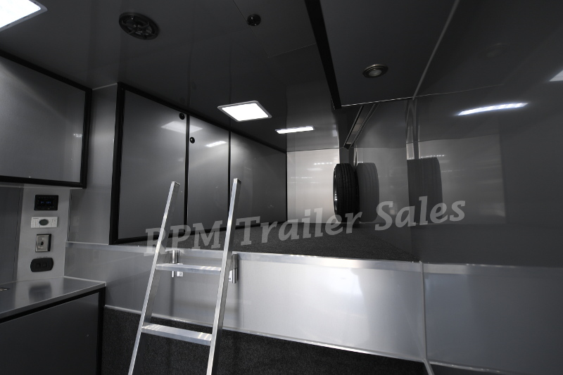 42' Aluminum Gooseneck Race Trailer 14