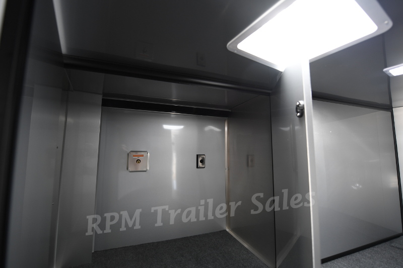 42' Aluminum Gooseneck Race Trailer 15