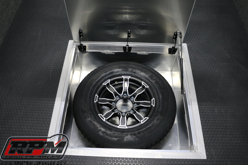 18′ inTech Aluminum Trailer 12