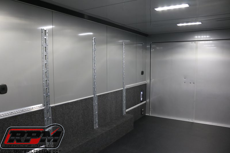 18′ inTech Aluminum Trailer 16